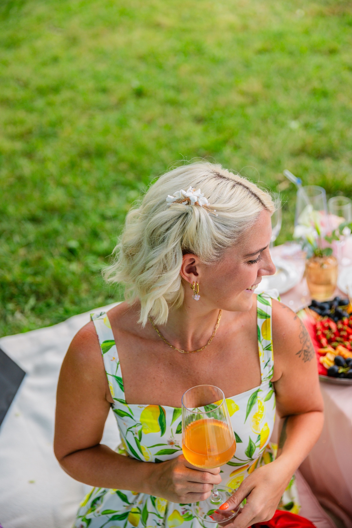 Outdoor picnic activity in Budapest with Vivielle Events